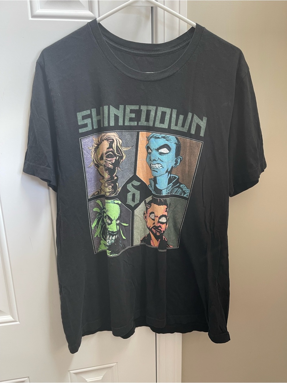 Shine down my monsters are real  Graphic Band T‑Shirt. Size XL
